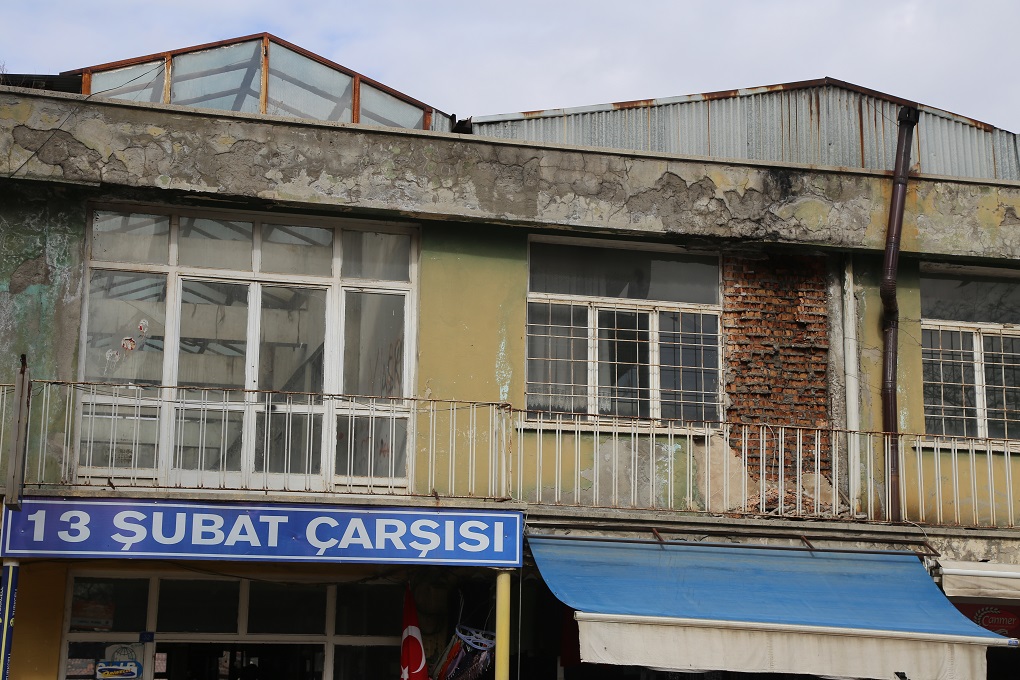 Bekir Aksun; “Erzincan’ımızın önemli sorunlarını çözmeye devam ediyoruz.”