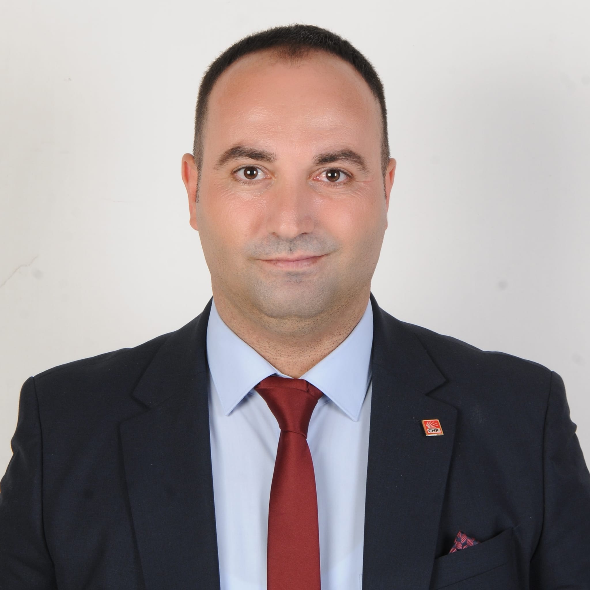 Mehmet Demir Cumhuriyet Bayramının 99. Yılı münasebetiyle mesaj yayımladı.