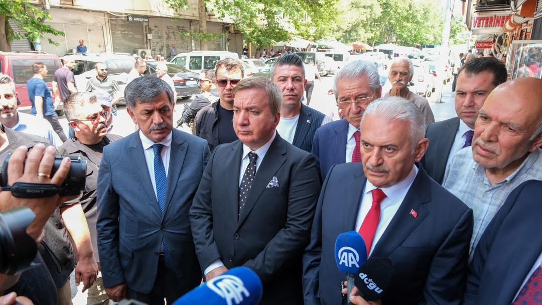 Buğday Meydanı Esnafına Geçmiş Olsun Ziyareti