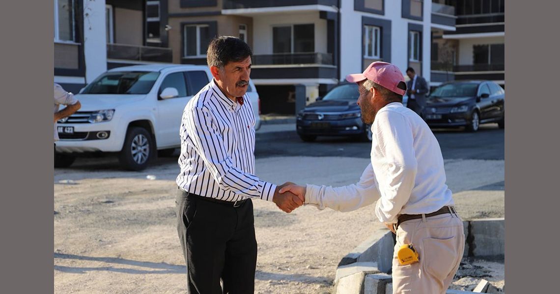 Belediye Başkanı Aksun çalışmaları yerinde inceliyor